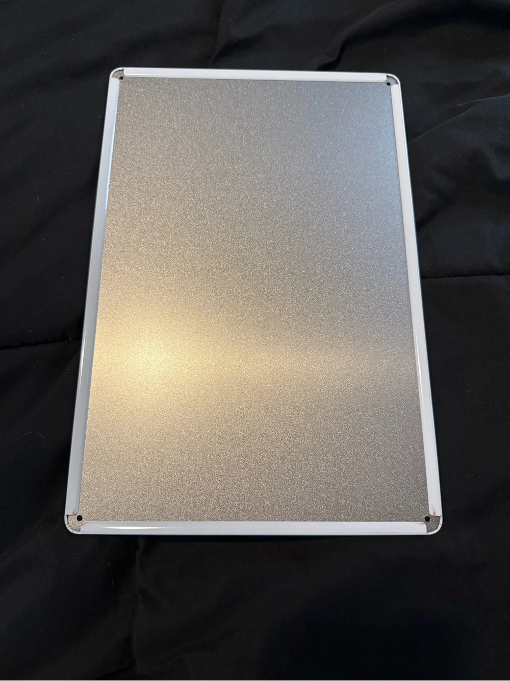 N/A metal sign